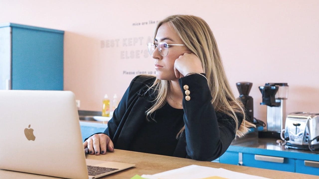 When to Look for a New Job 7 Clear Signs Career Reload